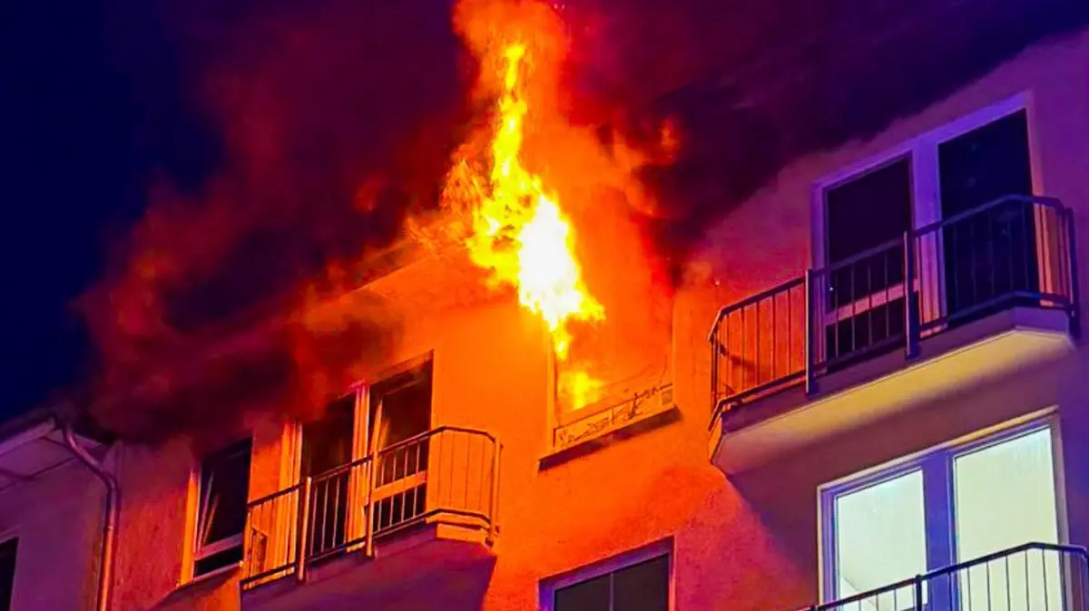 Einsatz in Hennigsdorf: Die Polizei musste am Sonntag (22.03.2026) zu einem Brand in der Havelpassage ausrücken.