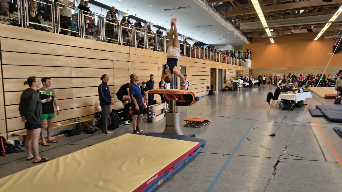 Schwungvoller Start in das Wochenende. In Eberswalde haben sich hunderte Sportler aus acht Bundesländern zu einem besonderen Wettkampf getroffen.