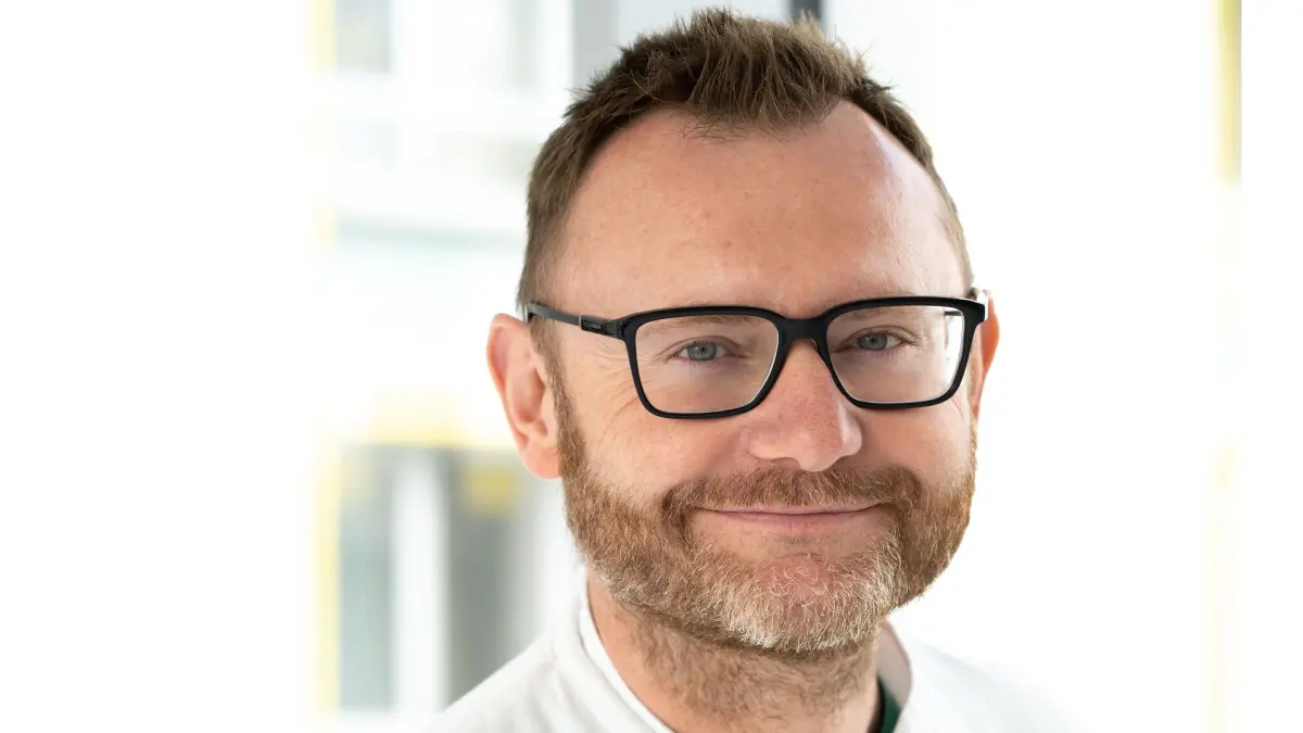 Oberarzt Marcin Ratajczak, FA für Orthopädie/Unfallchirurgie
Klinik für Orthopädie und orthopädische Chirurgie am Klinikum Markendorf