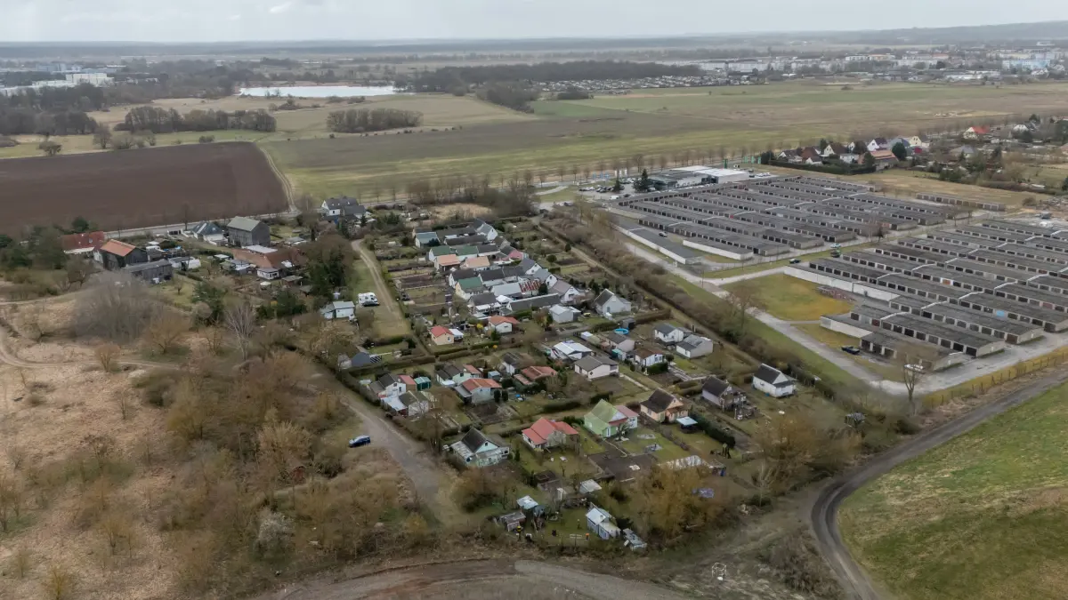 Auf einer Berliner Auktion kamen auch Grundstücke an der Vierradener Chaussee unter den Hammer. Wer bekam den Zuschlag?