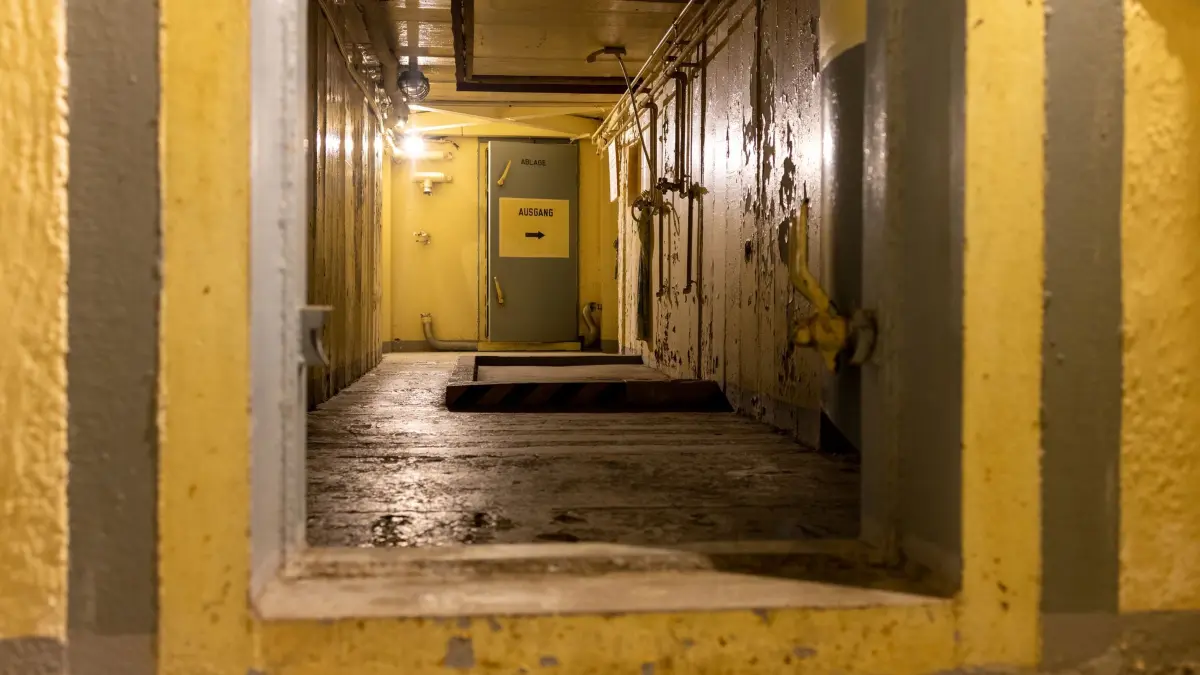 Früherer Stasi-Bunker in Gosen: ARCHIV - 26.03.2022, Brandenburg, Gosen: Der ehemalige Stasi-Bunker in Gosen in Brandenburg bei Berlin öffnet wieder für Führungen. (zu dpa: «Stasi-Bunker öffnet nach Winterpause») Foto: Christian Ender/dpa +++ dpa-Bildfunk +++