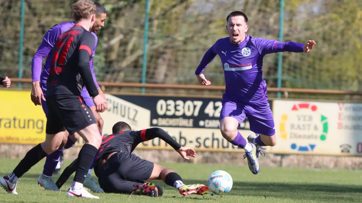 Brandenburgliga: SV Altlüdersdorf gegen BSC Süd 0:1 vor 168 Zuschauern,