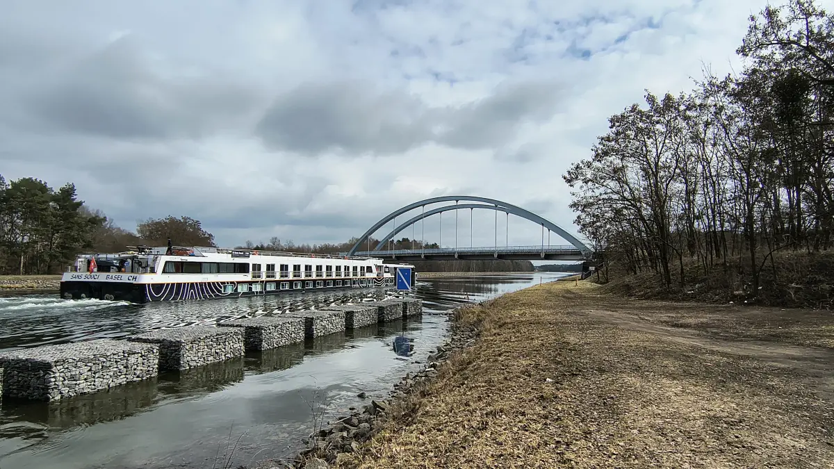 Die Brücke an der Altenhofer Straße zwischen Finow und Lichterfelde. Muss für die Altenhofer Straße eine weitere Brücke gebaut werden?