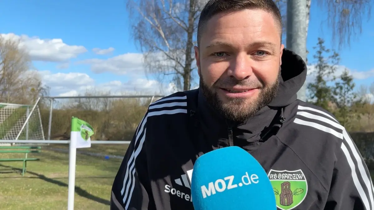 Sören Seethaler kann im Abstiegskampf der Fußball-Landesklasse Nord seinem VfB Gramzow nicht helfen. Er fällt mit einem vierfachen Knochenbruch für den Rest der Saison aus.