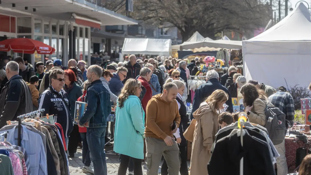 So eine volle Innenstadt gab es schon lange nicht mehr. Beim City-Frühling traf sich gefühlt halb Frankfurt (Oder) in der Magistrale.