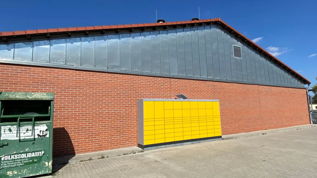DHL-Paketstation am Edeka-Markt Lebus