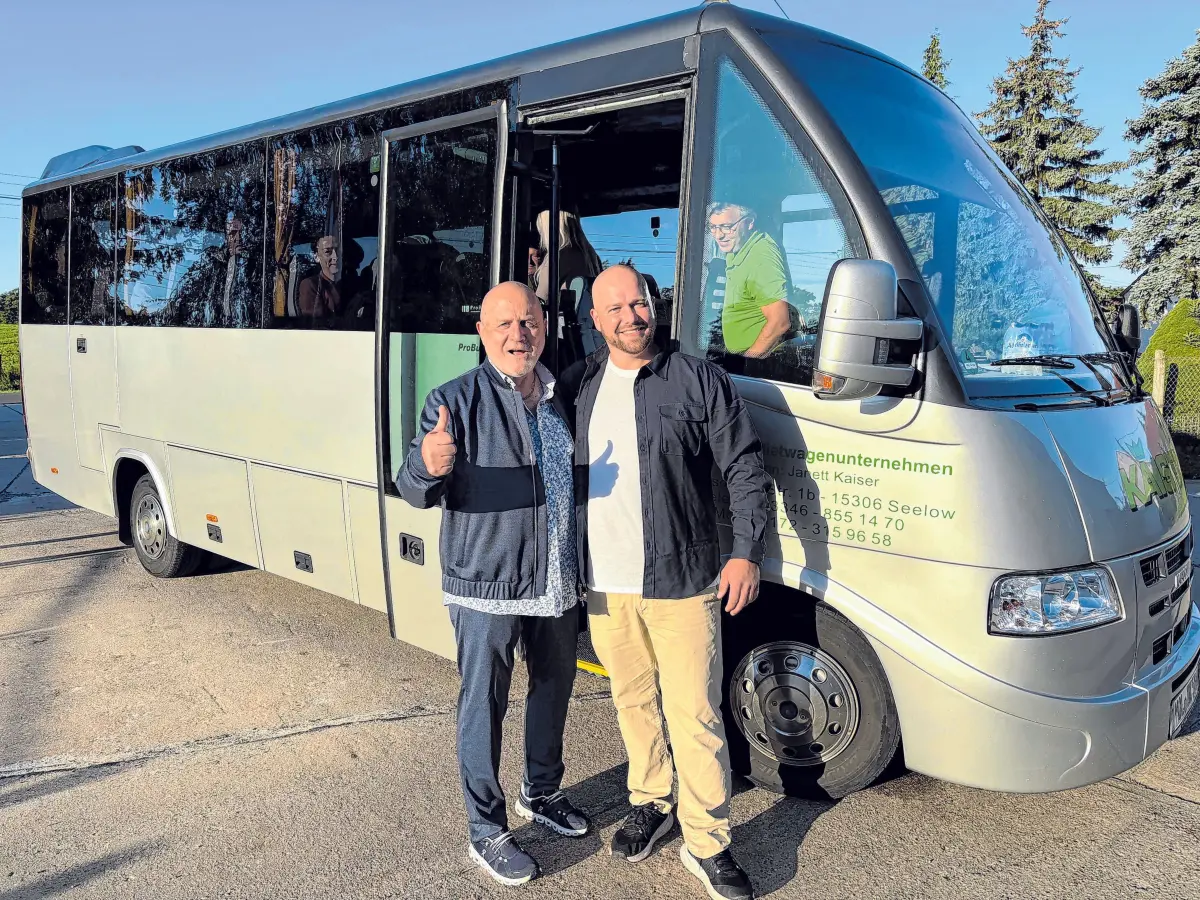 Ein gutes Team: Firmenchef Guido Perlwitz und Sohn Felix ⇥⇥Foto: Bernd Röseler