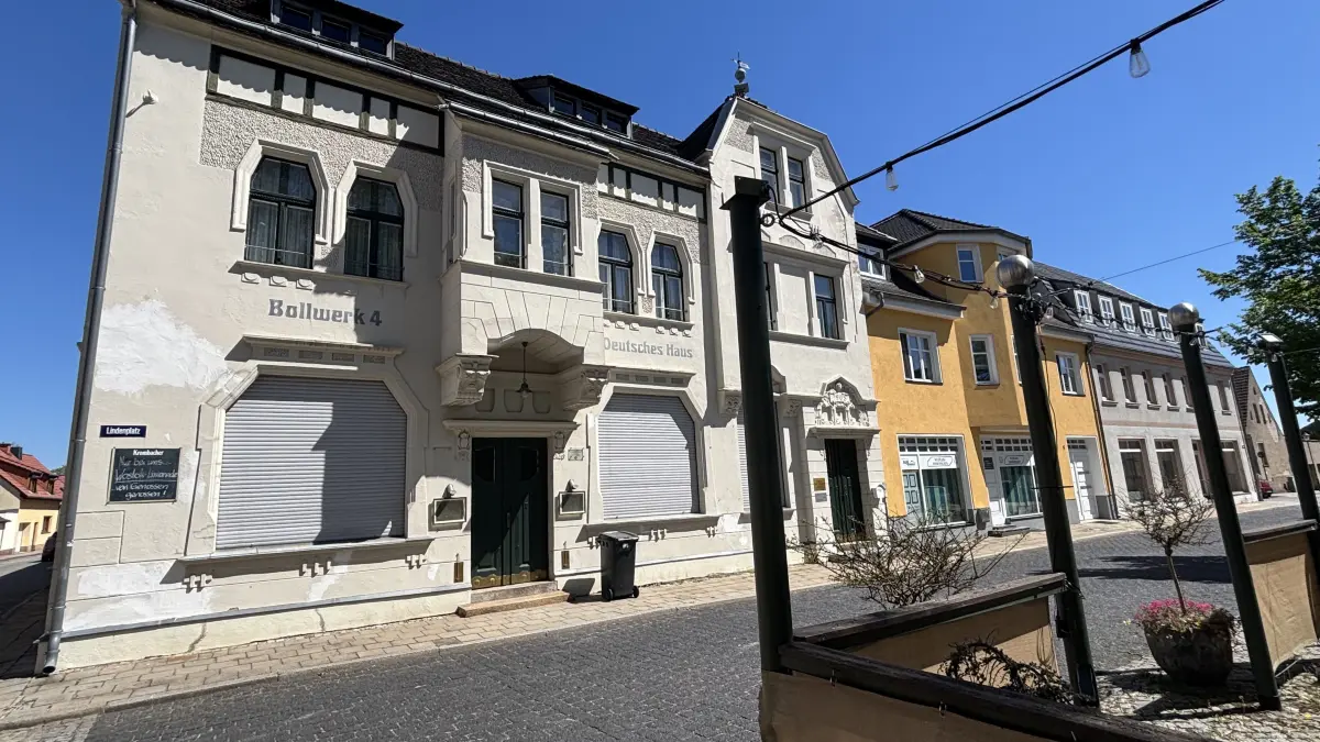 Seit mehr als einem Jahr ist das Deutsche Haus am Lindenplatz im Eisenhüttenstädter Ortsteil Fürstenberg geschlossen. Doch ein neues Restaurant soll eröffnen. Was wird geboten?