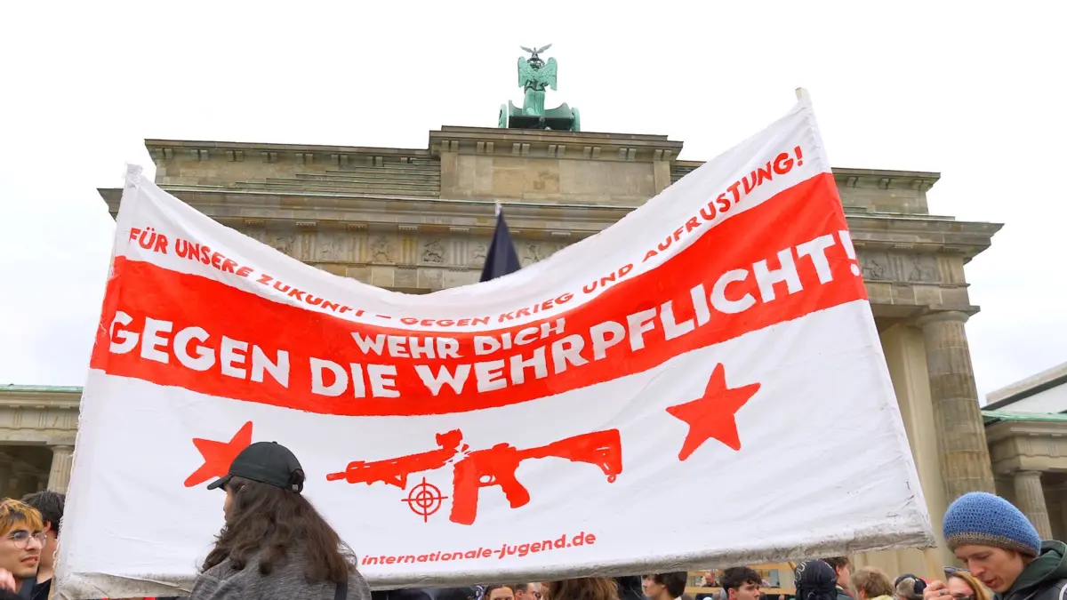Schulstreik gegen Wehrpflicht - Berlin