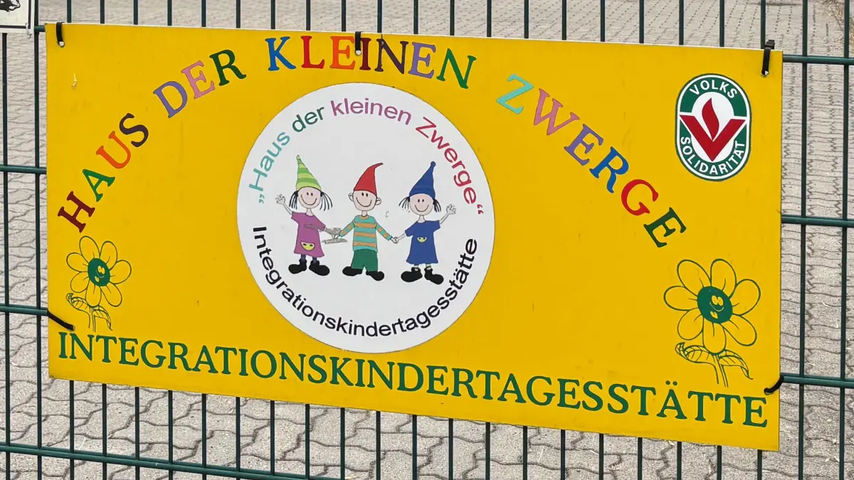 Die Kita "Haus der kleinen Zwerge" in Angermünde ist ein "Problemfall" geworden. Eltern beschweren sich über unhaltbare Zustände und haben sogar Anzeigen beim Landesjugendamt und der Polizei gestellt. Worum geht es?