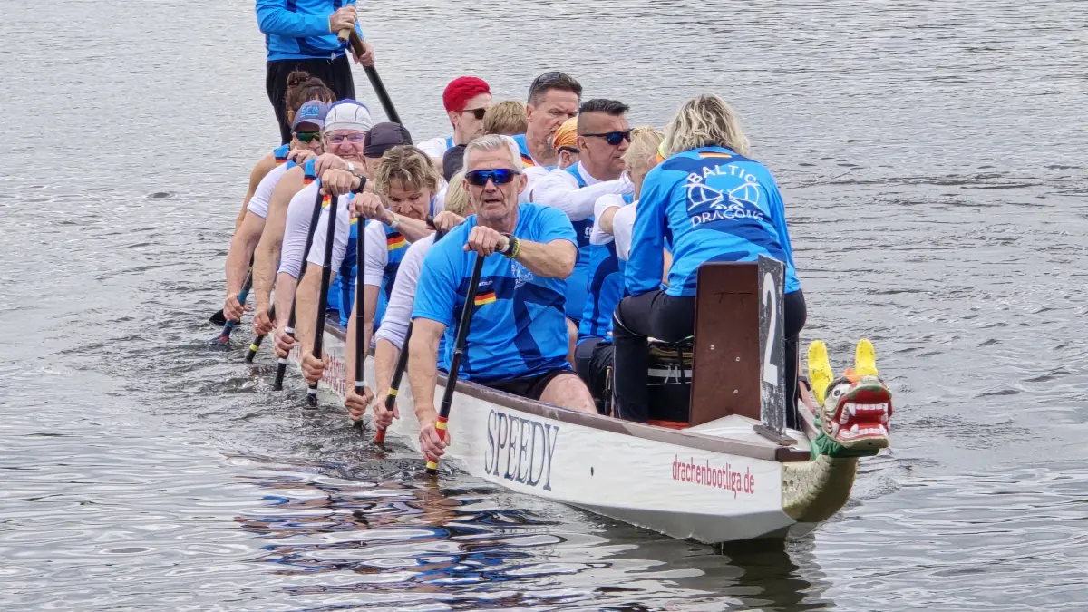 24. Drachenbootcup Königs Wusterhausen - über 1000 Teilnehmer im Drachenboot im Strandbad Neue Mühle