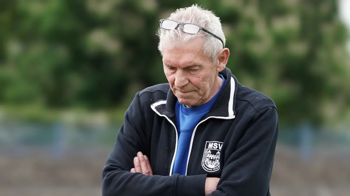 Fussball : Frankfurt an der Oder, Stadion, Fussball Brandenburgliga Punktspiel, 1. FC Frankfurt - MSV Neuruppin, Trainer Dietmar Demuth
FOTO BENK 09.05.2026