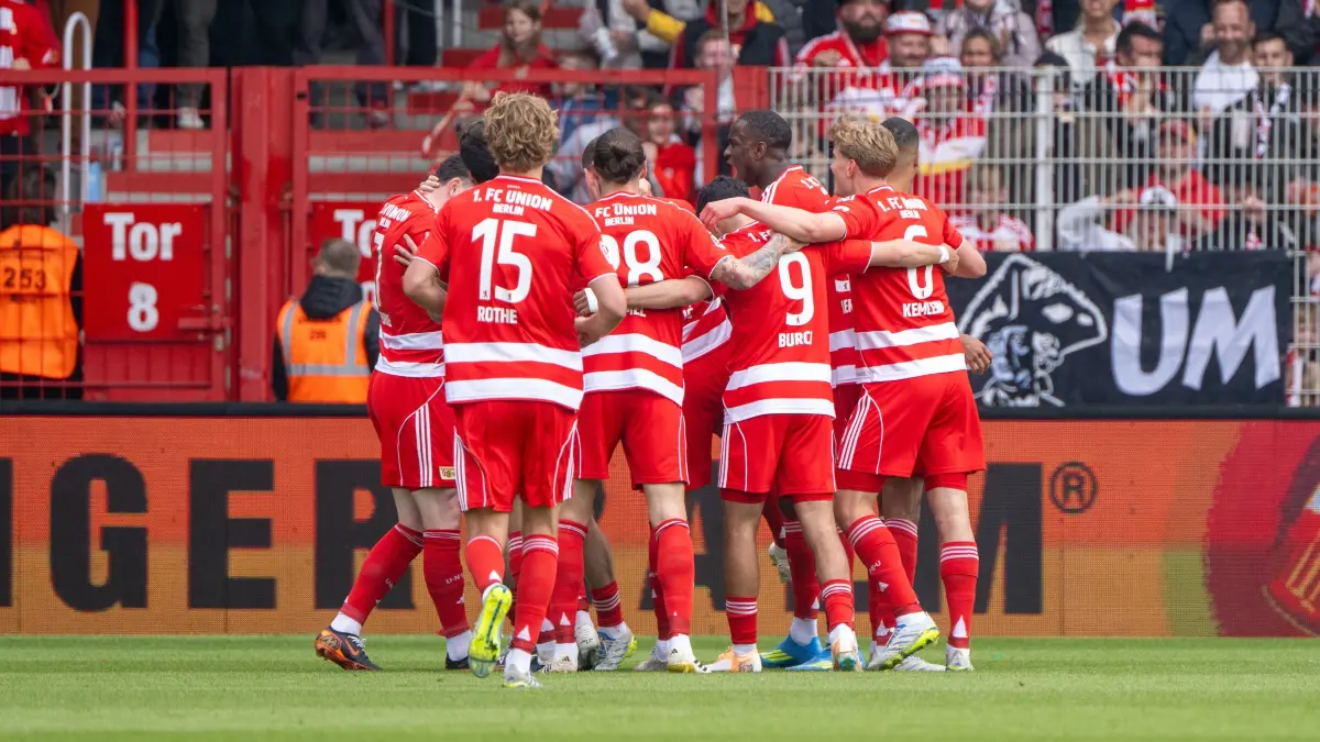 1.BL 1. FC Union - FC Augsburg 2025/26: Fußball, Herren, Saison 2025/2026, 1. Bundesliga (34. Spieltag), 1. FC Union Berlin - FC Augsburg, Union-Jubel nach Tor zum 1:0, 16.05. 2026, Foto: Matthias Koch