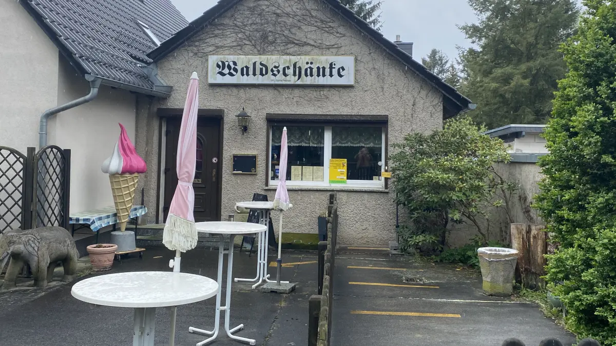 Wird zu Pfingsten das letzte Mal geöffnet haben: die Waldschänke im Groß Lindower Ortsteil Schlaubehammer. Es besteht noch eine Hoffnung auf einen Nachfolger.