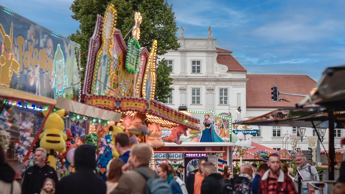 Stadtfest Oranienburg, Händlermeile, Rummel, Foto: Thomas Ahrens
