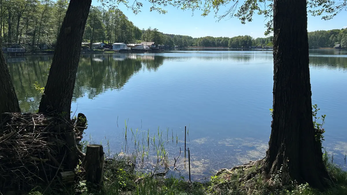 Die Dauercamper vom Wolletzsee öffneten sich den Angermünder Bürgern an ihrem Tag der offenen Tür. Dabei wurden offen über Zweifel an der geplanten Entwicklung des Strandbades Wolletzsee gesprochen.