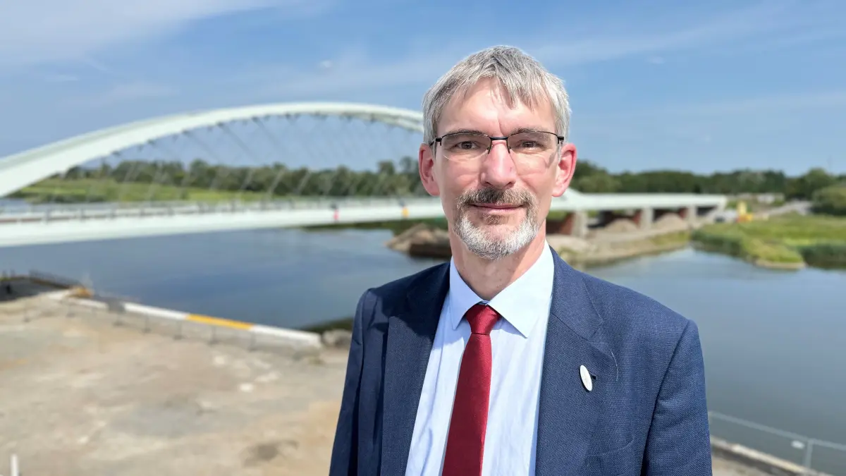 Frank Schütz, Geschäftsführer der Interessengemeinschaft Ostbahn (IGOB), sieht die Kritik des Bundesrechnungshofs am mangelnden Ausbau der Schieneninfrastruktur als Bestätigung seiner Forderung nach dem dringenden Ausbau der Ostbahn zwischen Berlin und Polen.