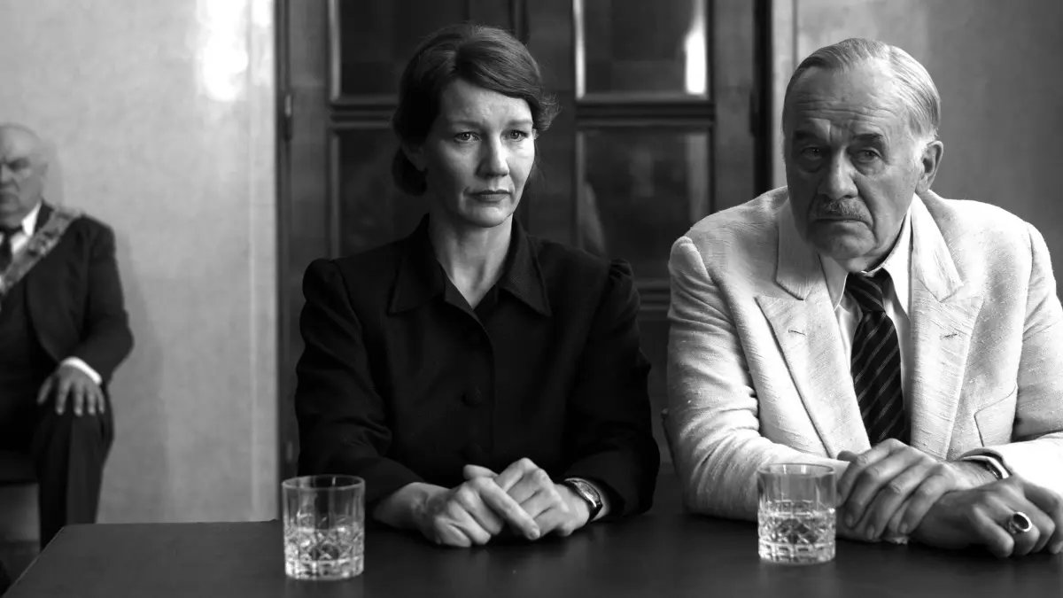 Freude über zwei Preise bei den Filmfestspielen in Cannes / Beste Regie an Pawel Pawlikowski für „Fatherland“ / Canal+ Award für Kurzfilm „VATERLAND oder Ein Bule Namens Yanto“