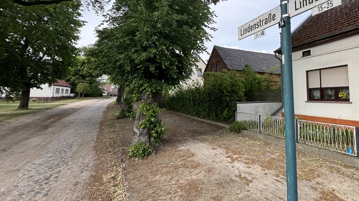 In der Lindenstraße in Lossow bei Frankfurt (Oder) wurde ein Blindgänger aus dem 2. Weltkrieg gefunden.