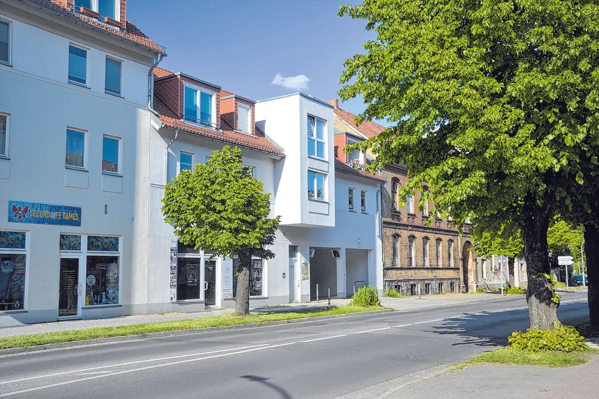 Die Barz und Bachmann OHG hat ihren Sitz in der Strausberger Wallstraße 8.