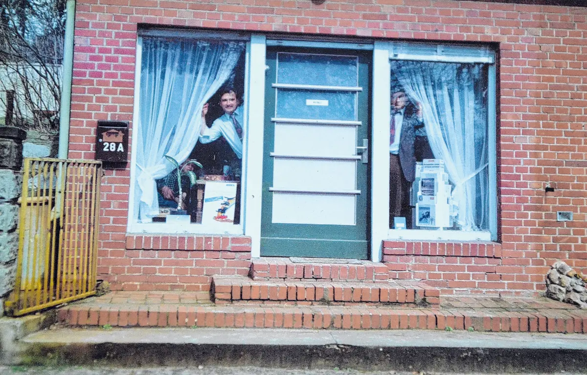 Historisches Foto: Das erste Geschäft in der Strausberger Schillerstraße.