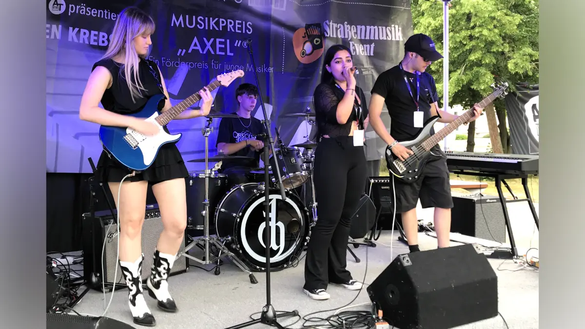 Eisenhüttenstadt. Musikpreis Axel der Axel-Titzki-Stiftung. Vorrunde am 06.06.2026. Band "Bold'n Reckless" aus Frankfurt (Oder) mit Annie, Charlotte, Milo und Corvin (v.l.) Foto: Frank Groneberg