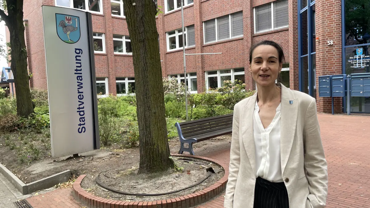 Die amtierende Bürgerneisterin Karolin Langner wird die Stadtverwaltung in Strausberg bis zur Wahl eines neuen Stadtoberhauptes führen.