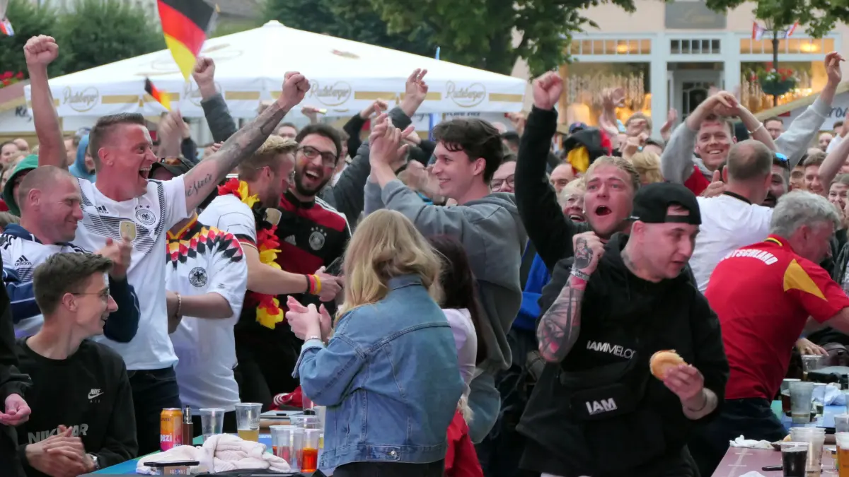 Public Viewing in OPR: In Neuruppin zeigt unter anderem der MSV die Deutschland-Spiele bei der WM. Auch in Wittstock, Kyritz und Rheinsberg gibt es Veranstaltungen.