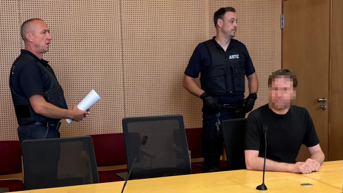 Prozess-Auftakt am Landgericht Frankfurt (Oder). Mathias M. aus Eberswalde wird versuchter Mord an seiner Mutter vorgeworfen.