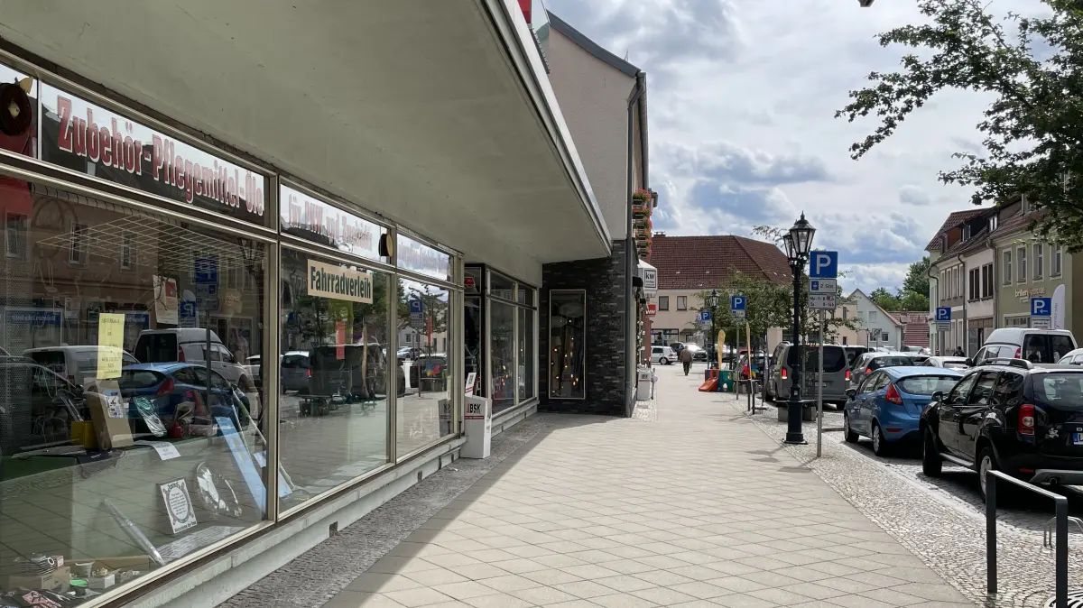 Der Fahrradladen Worreschk an der Breiten Straße 4 in Beeskow wird zum Ende Juli schließen. Was die Wohnungsbau- und Verwaltungsgesellschaft (b.w.v.) als Hausvermieter mit der Immobilie plant.