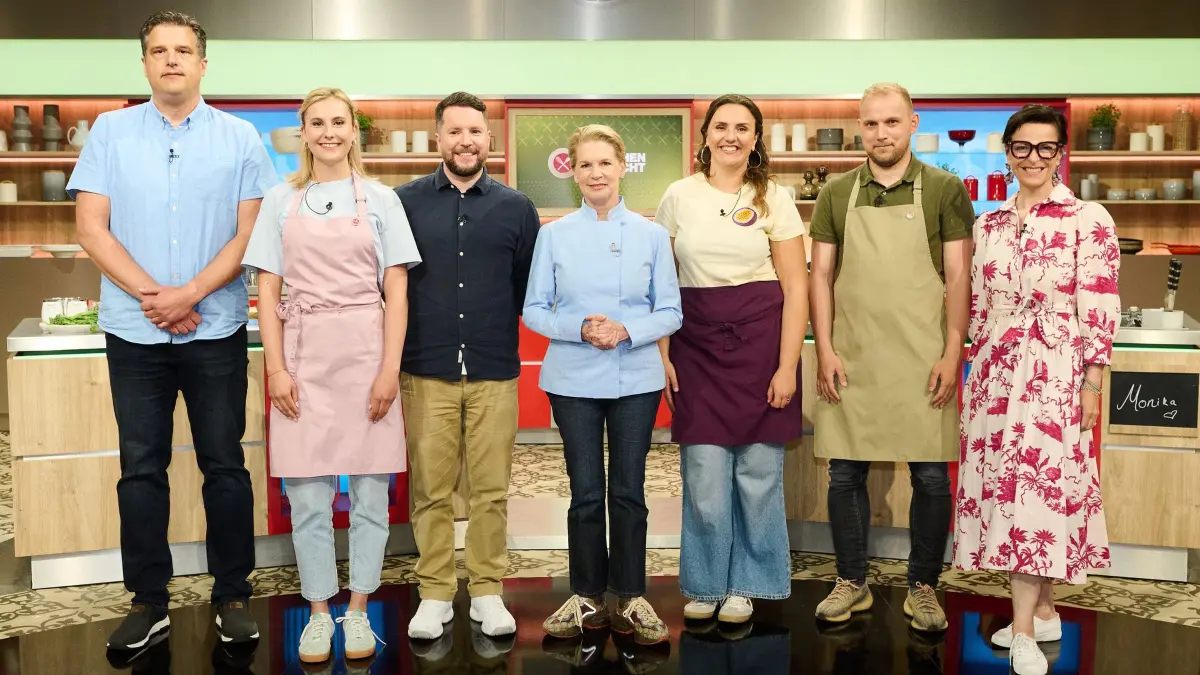 Von links: Kandidaten Carsten Keller, Gina Peter, Benedikt Siebert, Moderatorin Cornelia Poletto, Kandidaten Monika Schumacher, Stefan Wannenwetsch und Laurence Saas