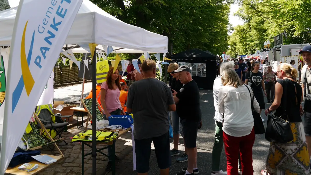 Bei der Schlendermeile in Panketal präsentieren sich ortsansässige Vereine,Unternehmen und weitere Einrichtungen.