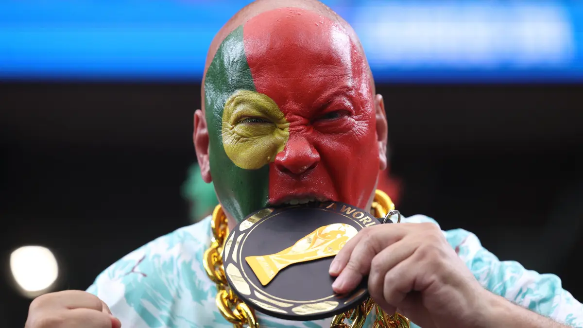 FIFA World Cup 2026 - Group K - Portugal vs DR Congo: FIFA World Cup, WM, Weltmeisterschaft, Fussball 2026 - Group K - Portugal vs DR Congo A supporter of Portugal warms up prior to the FIFA World Cup 2026 group stage match between Portugal and DR Congo, in Houston, Texas, USA, 17 June 2026. Houston United States PUBLICATIONxINxGERxAUTxINDxONLY Copyright: xMIGUELxA.xLOPESx