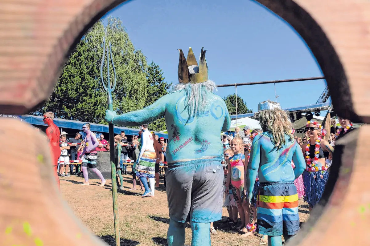 Meeresgott Neptun wird auch zum Strandfest in Zeschdorf erwartet. In welcher Gestalt und mit welchem Gefolge er allerdings erscheint, bleibt abzuwarten...