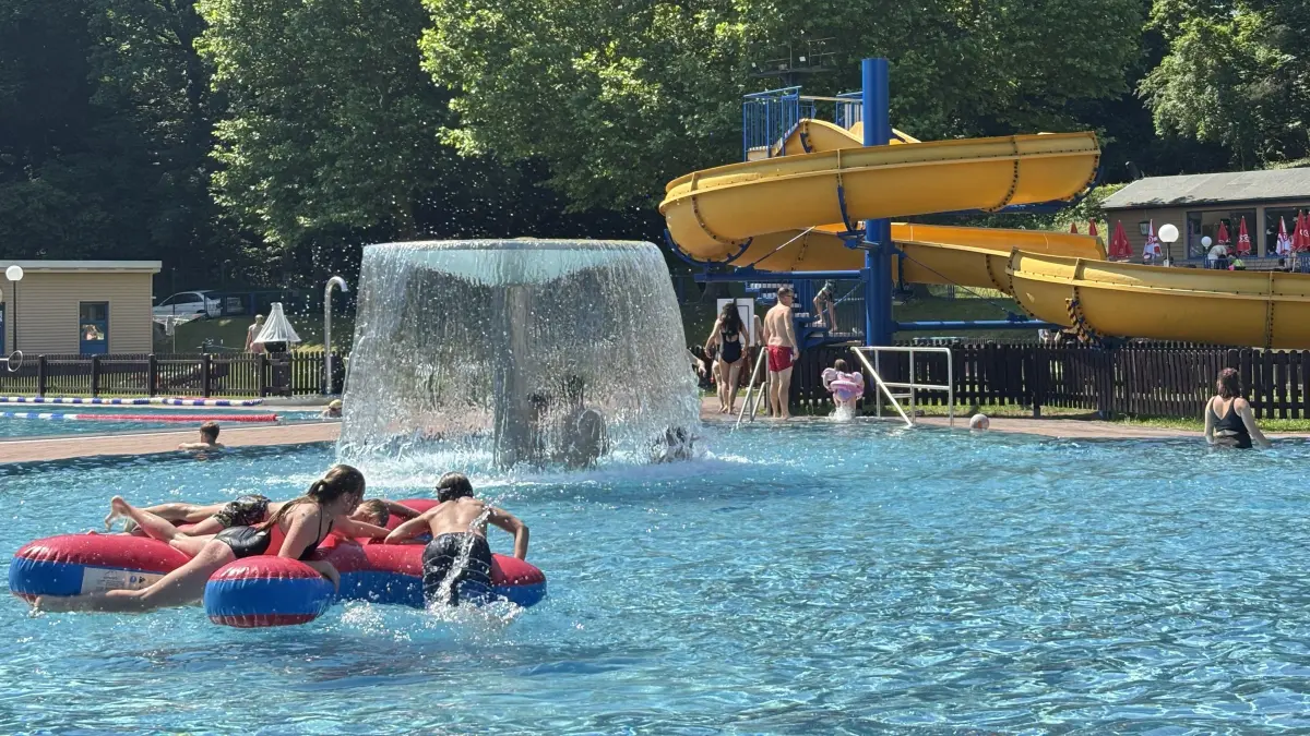 Freibad Neuzelle, Bilder von Personen nur im Kontext der Berichterstattung in der MOZ