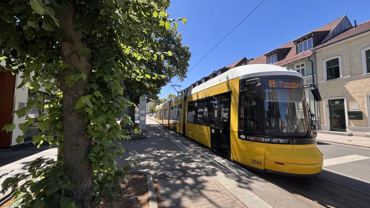 Die Strausberger Eisenbahn setzt die Modernisierung ihres Netzes fort und modernisiert ihre Gleisinfrastruktur im Sommer 2026.