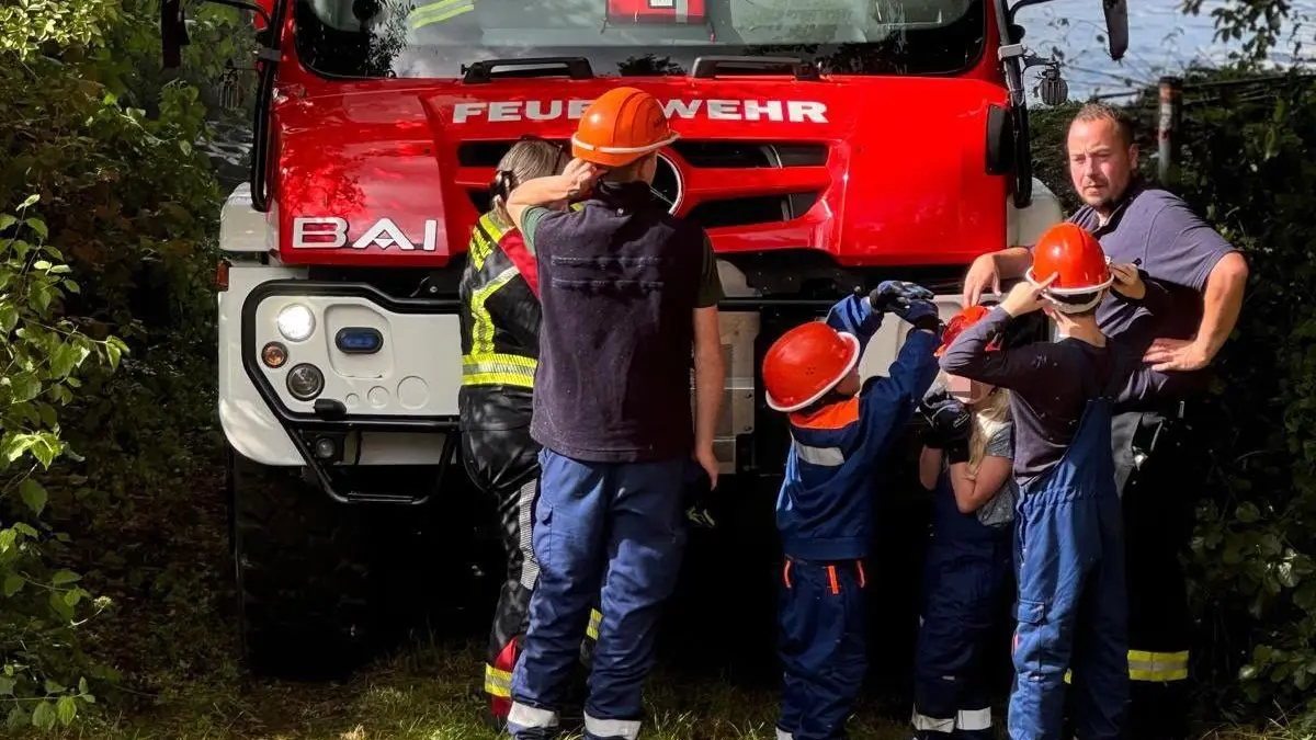 Als Feuerwehrmann unterrichtete Florian unter anderem auch die nächste Generation von freiwilligen Helfern.
