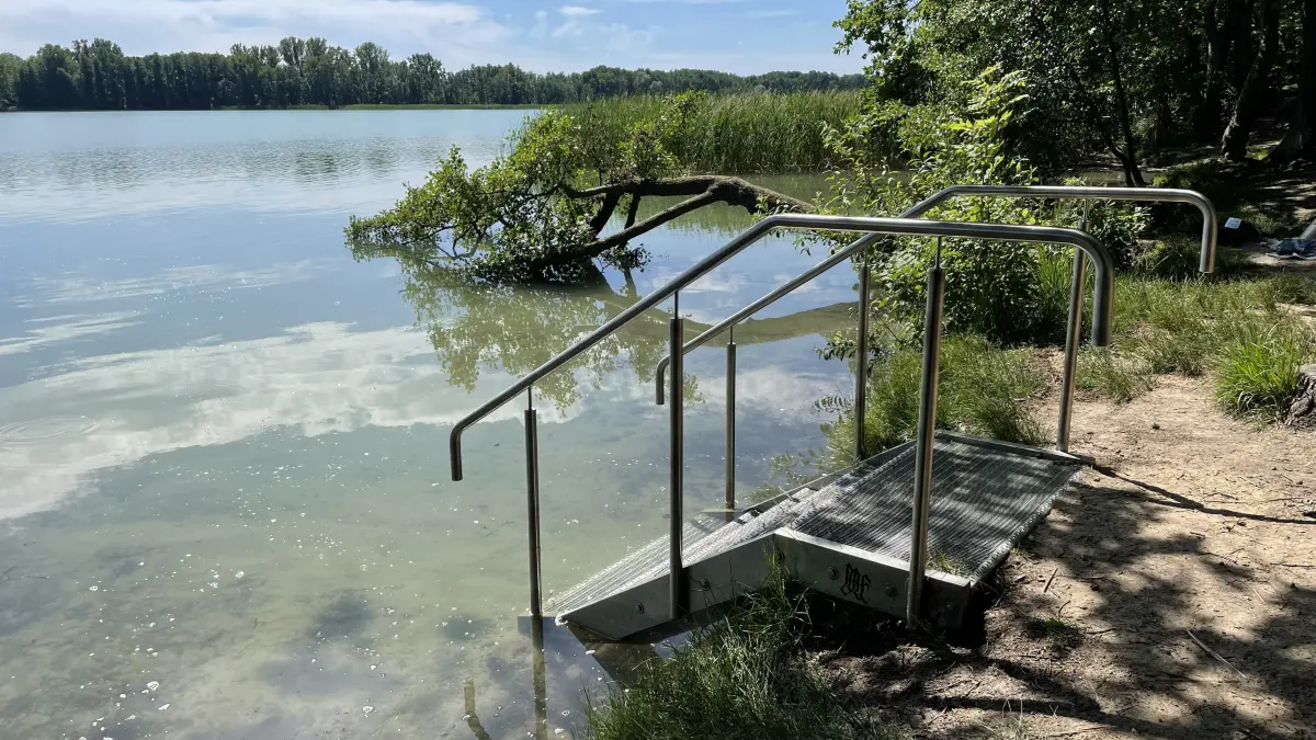 Wandlitzsee neue Einstiegshilfe aus Edelstahl