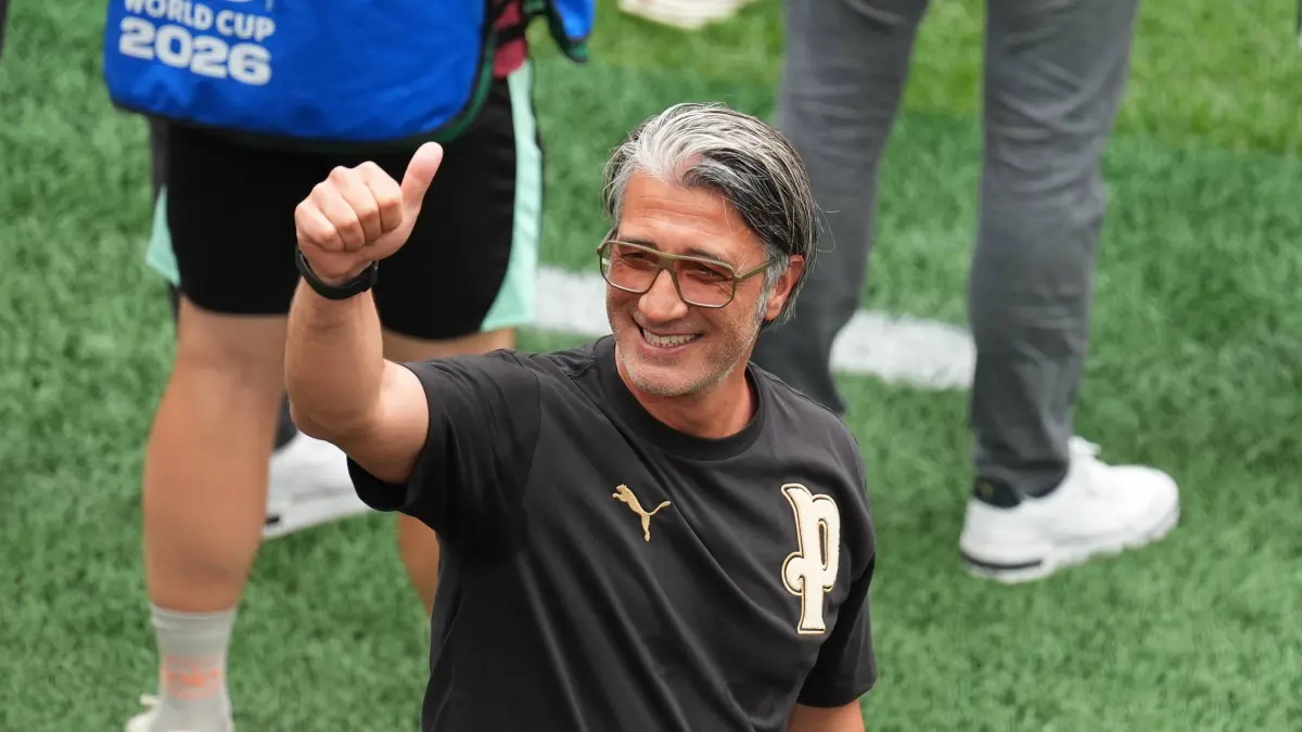 Switzerland v Canada - FIFA World Cup 2026 - Group B: Switzerland v Canada - FIFA World Cup, WM, Weltmeisterschaft, Fussball 2026 - Group B VANCOUVER, CANADA - JUNE 24: Head coach Murat Yakin of Switzerland celebrates after the 2026 FIFA World Cup Group B match between Switzerland and Canada at BC Place Stadium in Vancouver, Canada, on June 24, 2026. Ercin Erturk / Anadolu British Columbia Canada. Editorial use only. Please get in touch for any other usage. PUBLICATIONxNOTxINxTURxUSAxCANxUKxJPNxITAxFRAxAUSxESPxBELxKORxRSAxHKGxNZL Copyright: x2026xAnadoluxErcinxErturkx