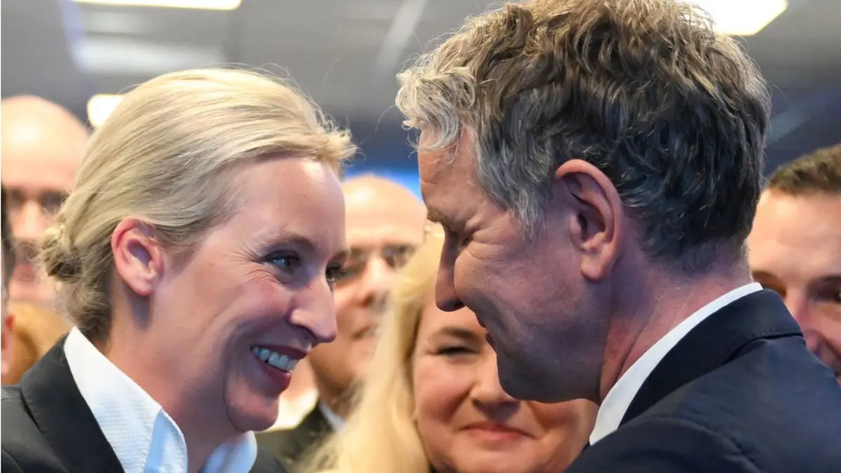 Alice Weidel, Bundesvorsitzende der AfD, und Björn Höcke (AfD-Landesvorsitzender in Thüringen) werden in dem Gutachten ausdrücklich erwähnt (Archivbild).
