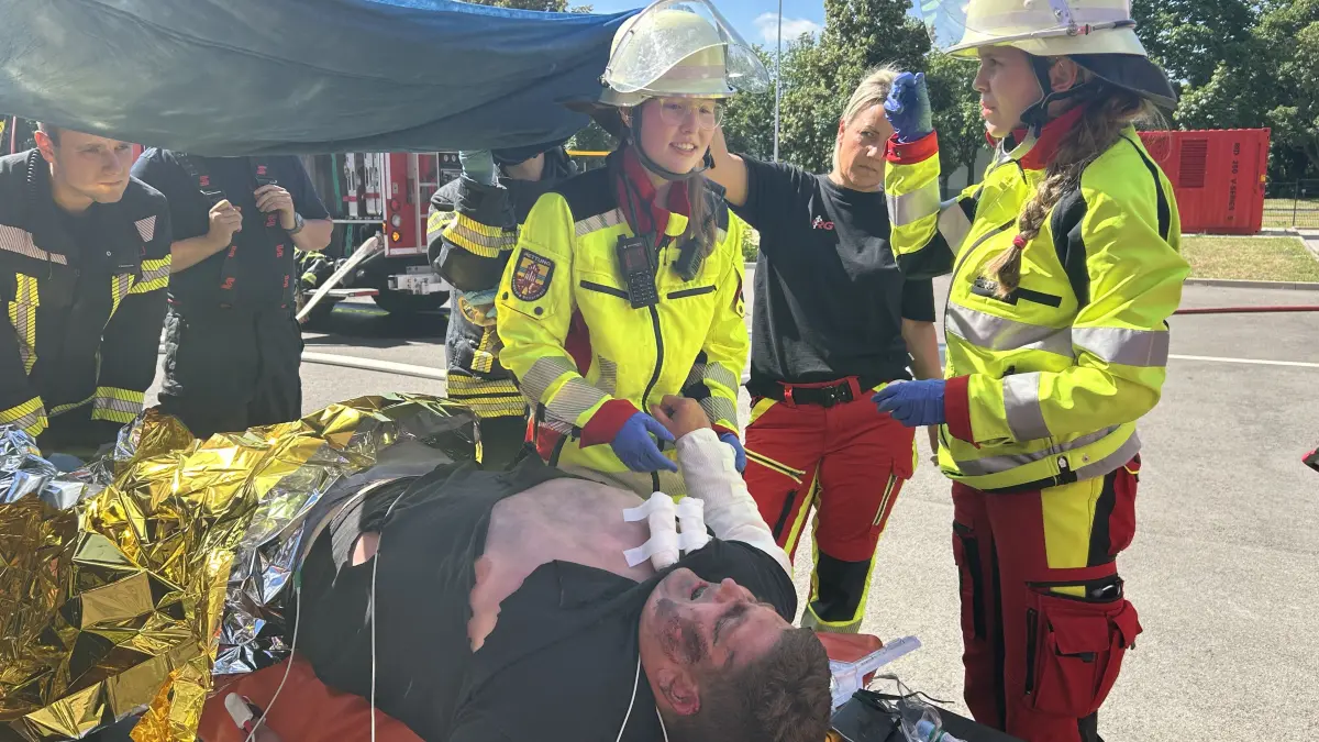 Die Feuerwehr Schwedt und der Rettungsdienst proben für den Ernstfall. Wie laufen die Übungen ab?