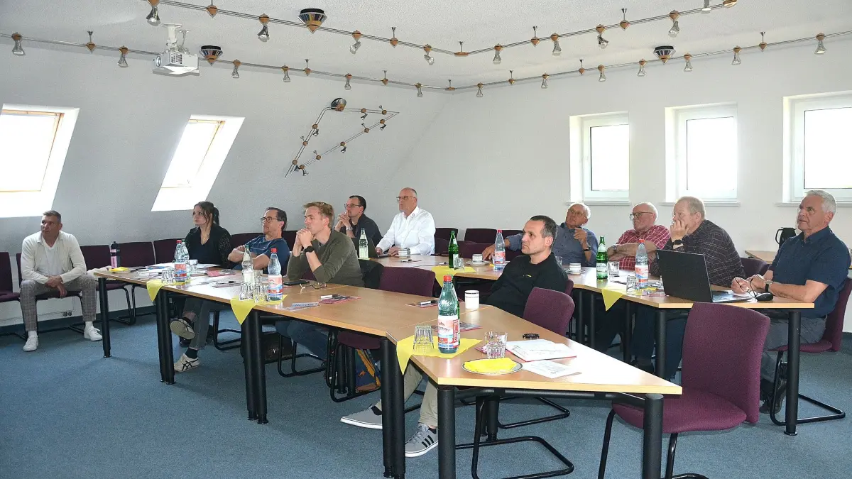 Die Innungsmitgliederversammlung am 19. Mai 2026 bei TGA in Strausberg informierte über Mietmodelle des Unternehmens WCG und die Fachmesse gedatec in Berlin, die vom 13. bis 15. Oktober in das Messegelände einlädt.
