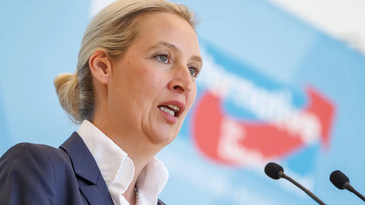 AfD-Chefin Alice Weidel AfD, bei einem Statement am 23. Juni 2026 i Berlin.