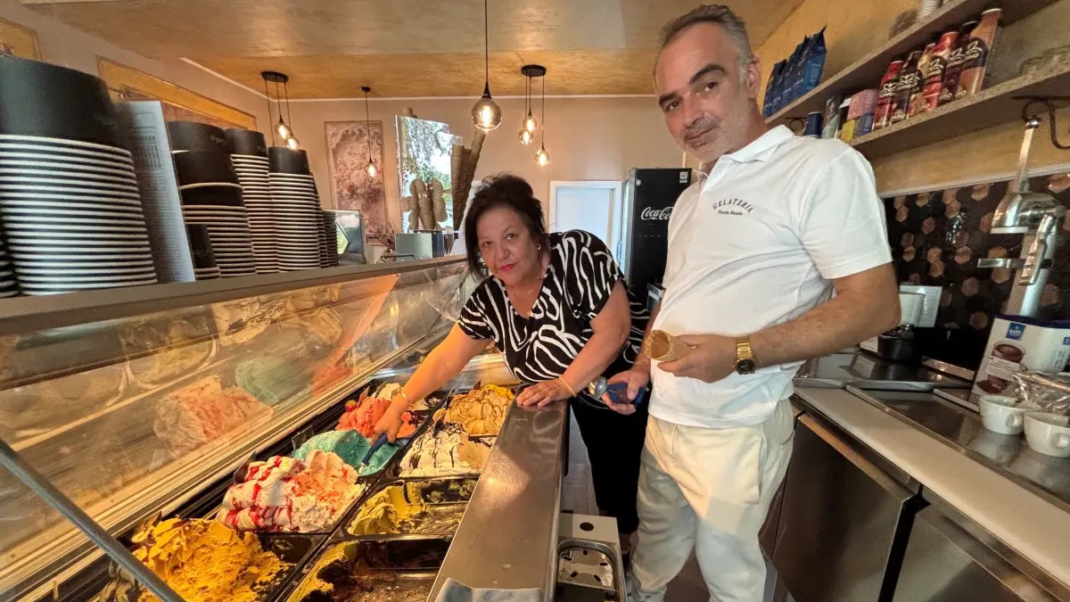 Eisdiele Eiscafé Piccolo Mondo Hennigsdorf Berliner Straße Domenica Pavia Xheladin Izeiri