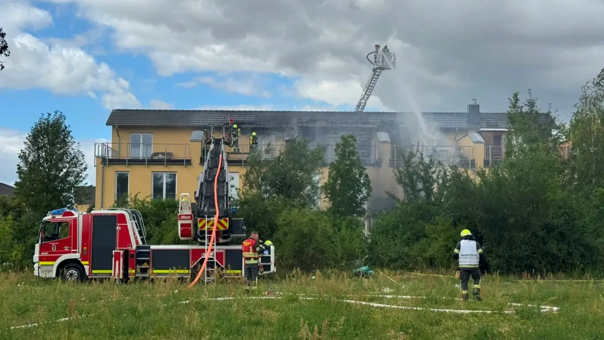 Feuer Dorfstraße 1h Nieder Neuendorf 3. Juli 2026 Reihenhaus