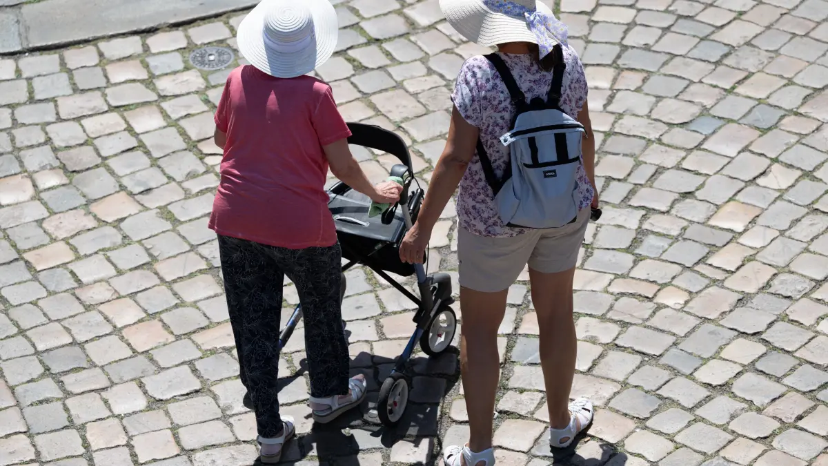 Ein Angeklagter, der in Hoppegarten Rentner attackiert hatte, stand in Strausberg zweimal vor Gericht. Das Urteil ist ungewöhnlich. (Symbolbild)
