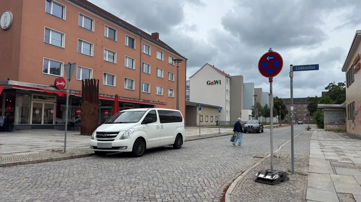 Puschkinstraße in Eisenhüttenstadt plötzlich keine Einbahnstraße mehr