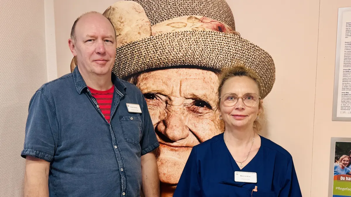 Andreas Schwesig, Geschäftsführer GGAD Pflegeheim Bernau, Marianne Ahne, Pflegekraft GGAD Bernau