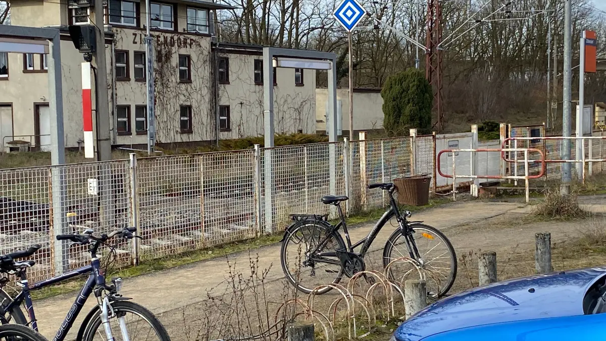 Soll bis 2029 behindertengerecht umgebaut werden: der Haltepunkt in Ziltendorf. Hagen Bernard