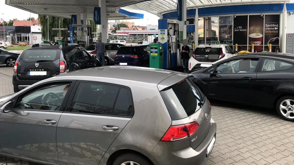 Słubice. Tankstelle von Aral. Großer Andrang. 14.07.2026 Foto: Frank Groneberg
